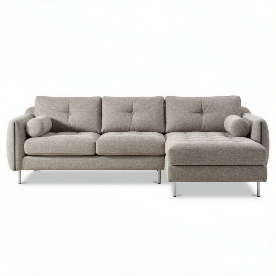 Canapé d'angle en tissu beige avec dimensions 220 x 85 x 90cm et accoudoirs moelleux